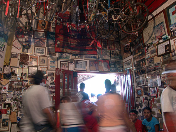 Obra del artista argentino Guillermo Jones - Fiesta al Gaucho Antonio Gil - fotografia Toma directa