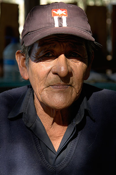 Obra del artista argentino Guillermo Jones - Serie Retratos - fotografia Toma directa